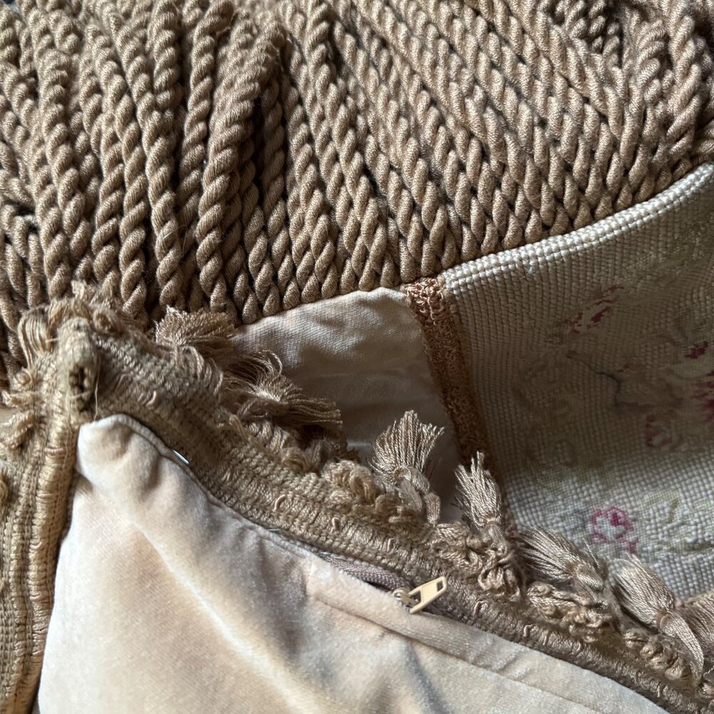 Shabby Tapestry Throw Tassel Pillow Set Beige Cover Floral Embroidered Vintage - Picture 14 of 16